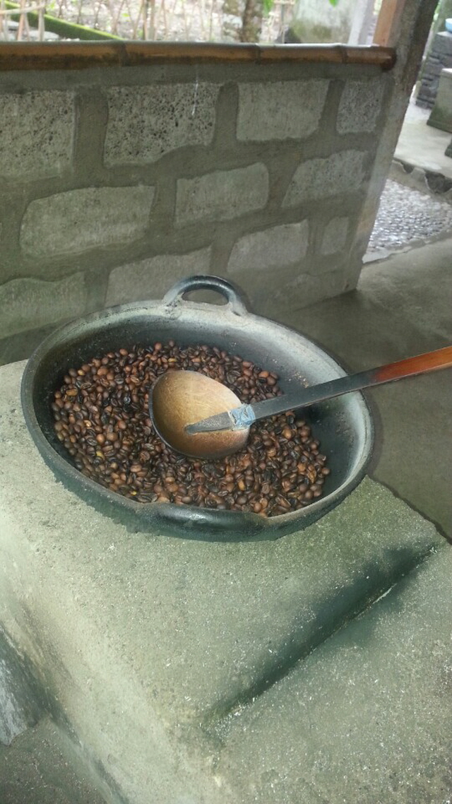 1948697120_2hvJ3RyM_ddf09fc9178a2b83f3814c8d15df264760f5868e.jpg 이미지크게보기