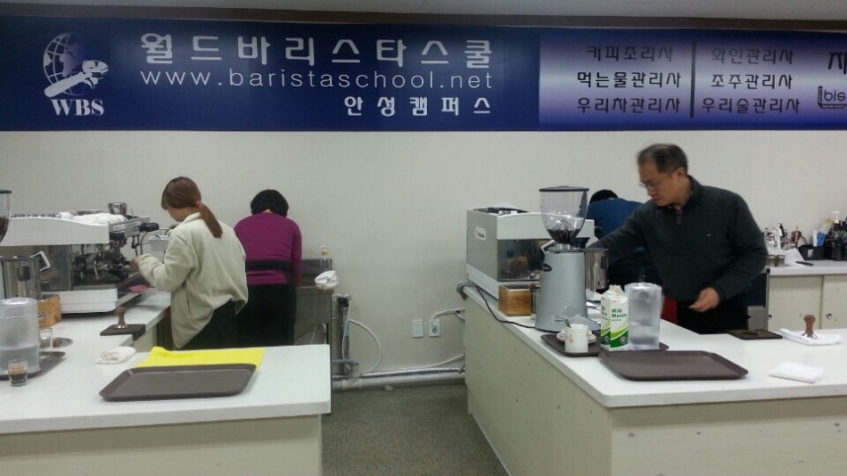 1948697120_9YgWrw0S_97239599a2138eba1b139eb3c5619197650e4590.jpg 이미지크게보기