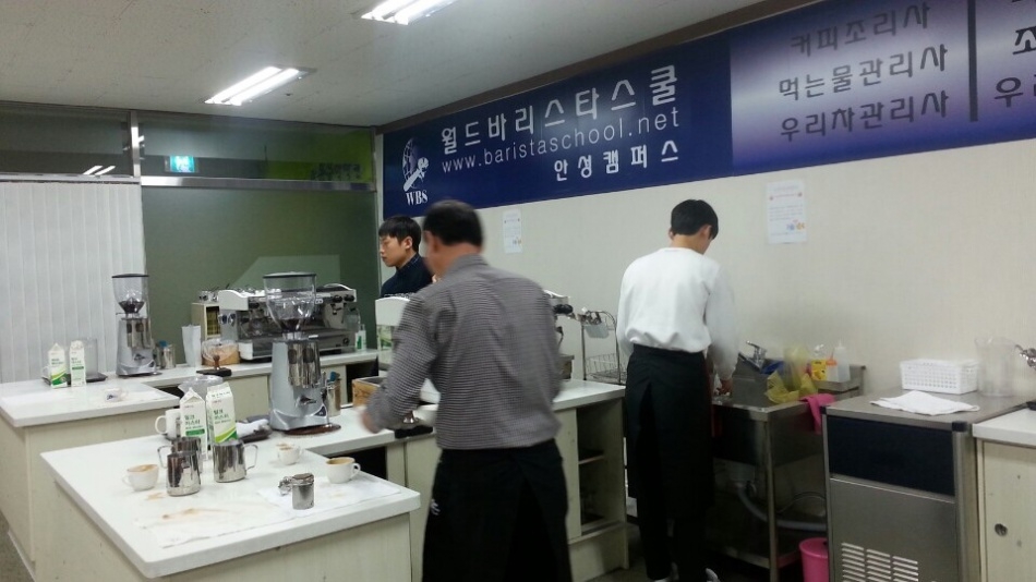 1948697120_EBYAvSr5_7bb0c98476ae7448b619bcf66cfb74ec7ca63cd1.jpg 이미지크게보기