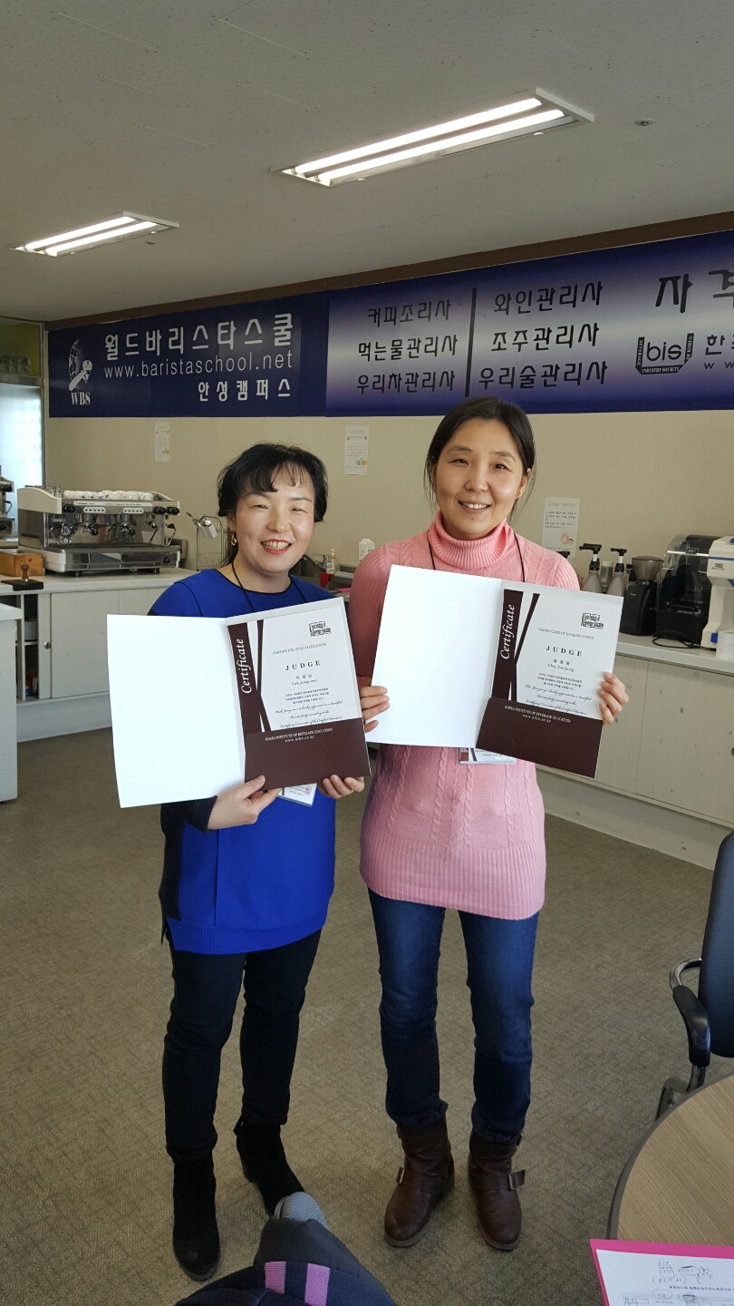 1948697120_TeqiCb0R_e6f5b3a0fc43445188145e78e46319cda99134f3.jpg 이미지크게보기