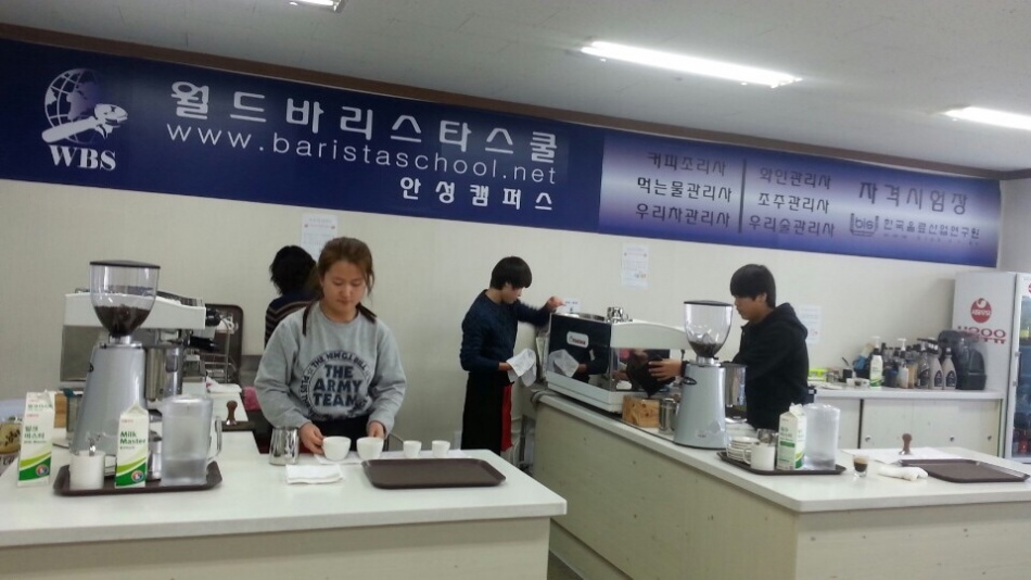 1948697120_axgwZTEb_d87466d88cc609cee206d77e5f5ef440ad594b57.jpg 이미지크게보기