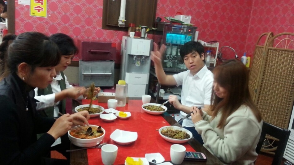 1948697120_lMxm6Ctw_1f58cfbab482d2aa06a0d2056afbe8d995a952e4.jpg 이미지크게보기