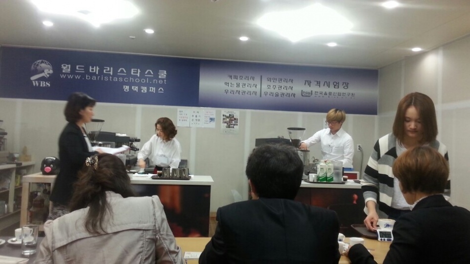 1948697120_nzLJ8qRW_e8a3abb35f919a4d6f9604e3df74776caecfbf7b.jpg 이미지크게보기