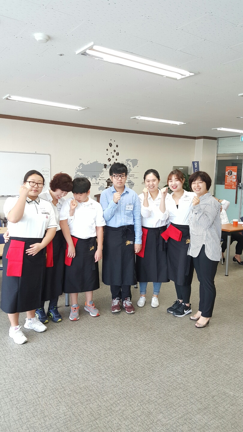 1948697120_pSn6IOPq_4432d140a4b75bf448d0822691873bddf75a5d6e.jpg 이미지크게보기