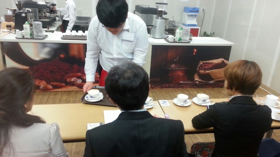 1948697120_wcCBD8Or_0d331abc43f0002b88ebafde98f38caf3f316498.jpg 이미지크게보기